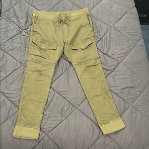 Divided Green Cargo Pants with Tapered Design